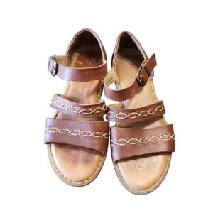 Born Brown Leather Sandals Sz 7 (38) Open Toe Side Buckle